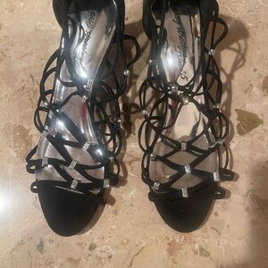 Elegant Black Gladiator Heels with Shiny Straps
